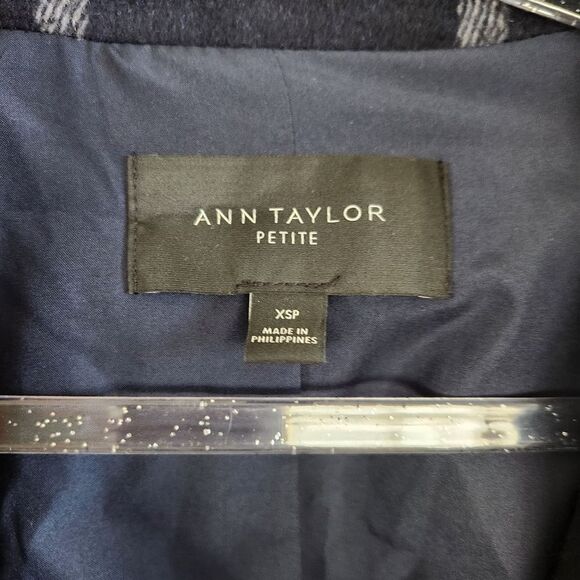 Ann Taylor Navy Plaid Women's Coat Xs Petite - Picture 3 of 8